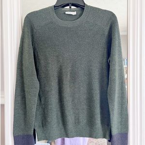Closed Grey Crewneck Sweater